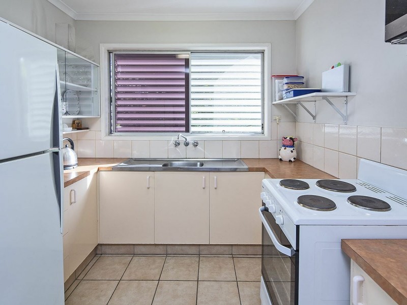 19 Violet Street, Yeronga QLD 4104