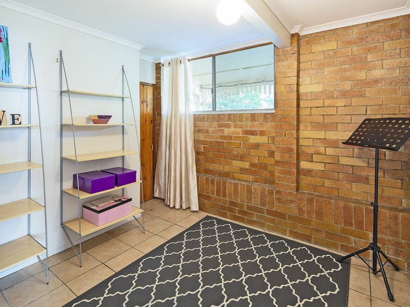 19 Violet Street, Yeronga QLD 4104