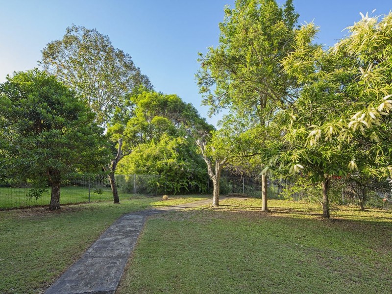 19 Violet Street, Yeronga QLD 4104