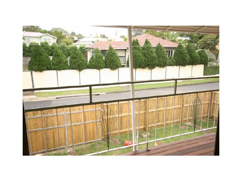 1/6 Ware Street, Annerley QLD 4103