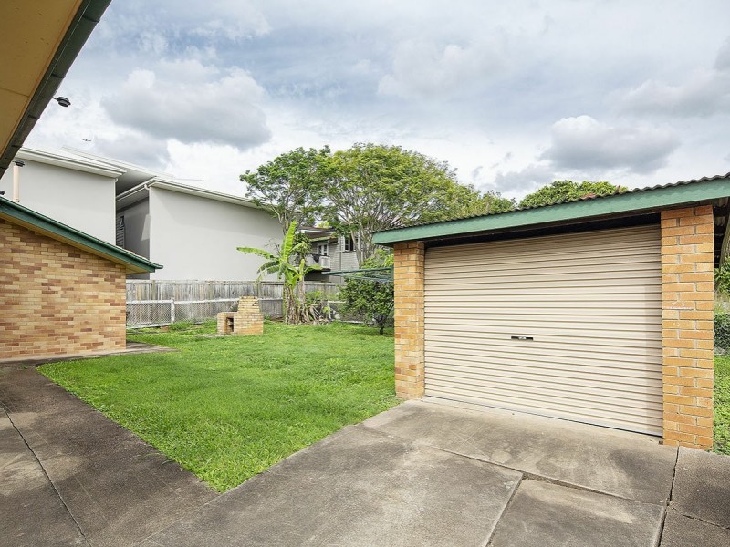 44 Vallely Street, Annerley QLD 4103