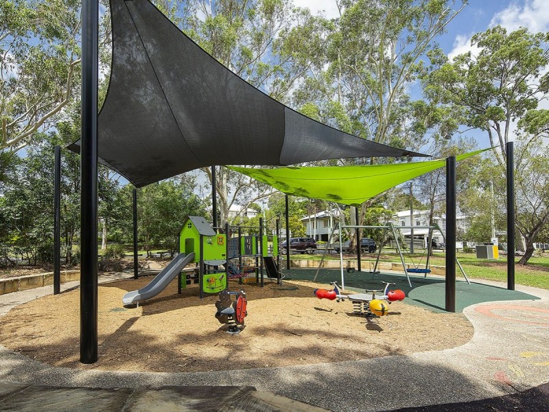 22 Tennessee Avenue, Annerley QLD 4103