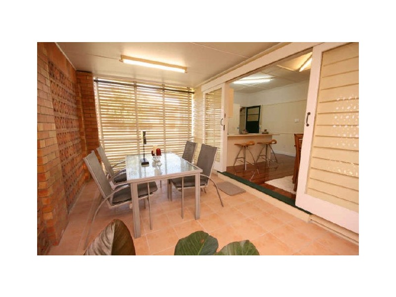 162 Lutzow Street/16 Salkeld Street, Tarragindi QLD 4121