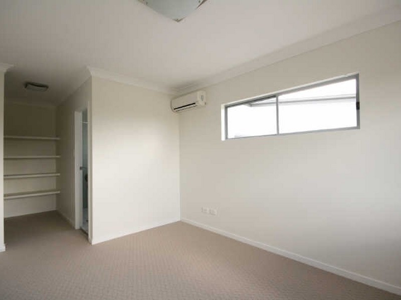 1/5 Gainsborough Street, Moorooka QLD 4105