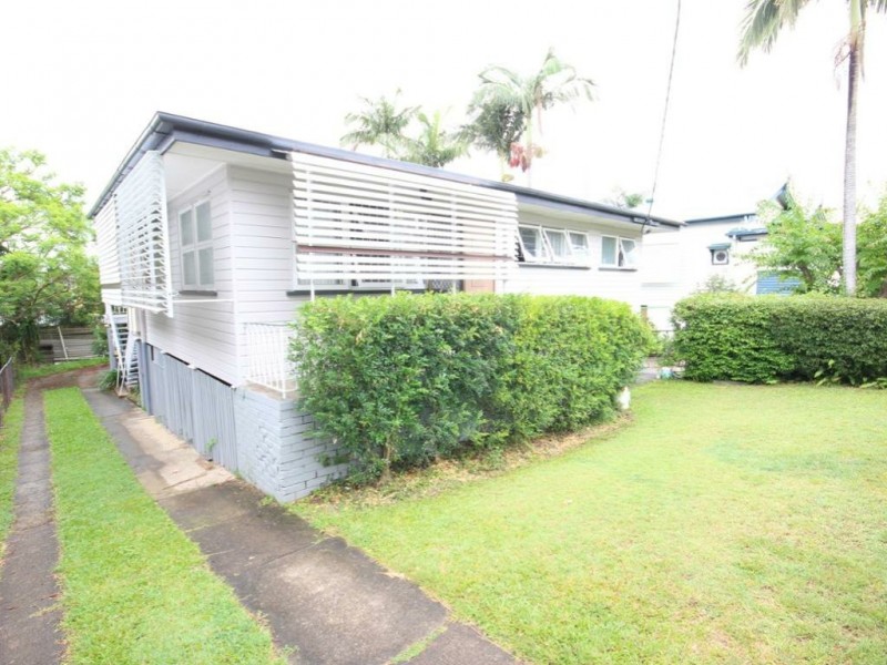 2/11 Louis Street, Annerley QLD 4103