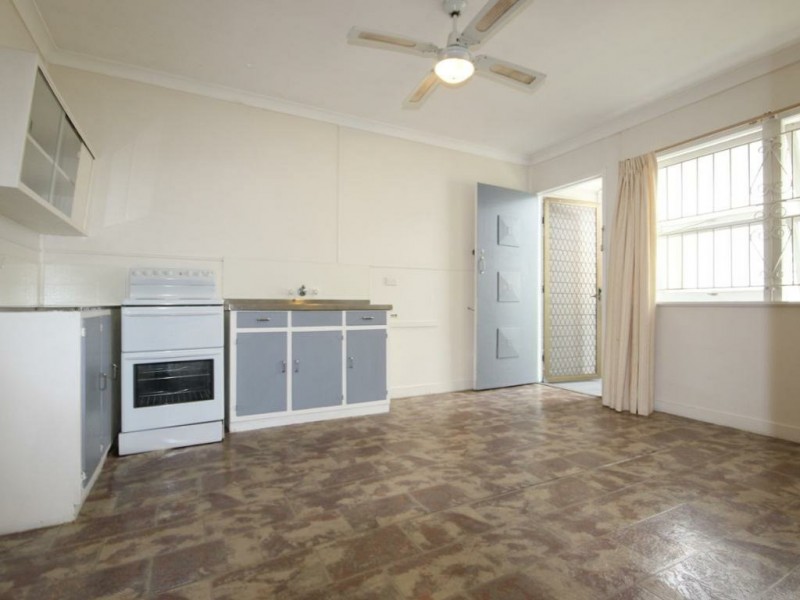 2/11 Louis Street, Annerley QLD 4103