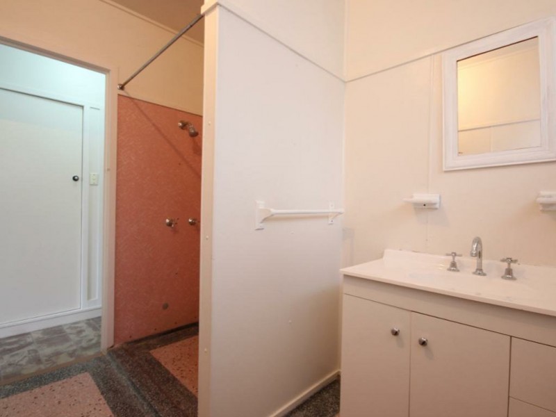 2/11 Louis Street, Annerley QLD 4103