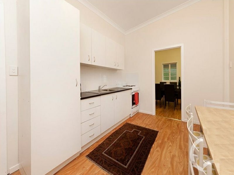 80 Fairfield Road, Fairfield QLD 4103