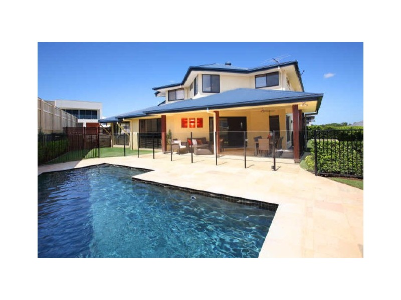 10 John Street,, Manly West QLD 4179