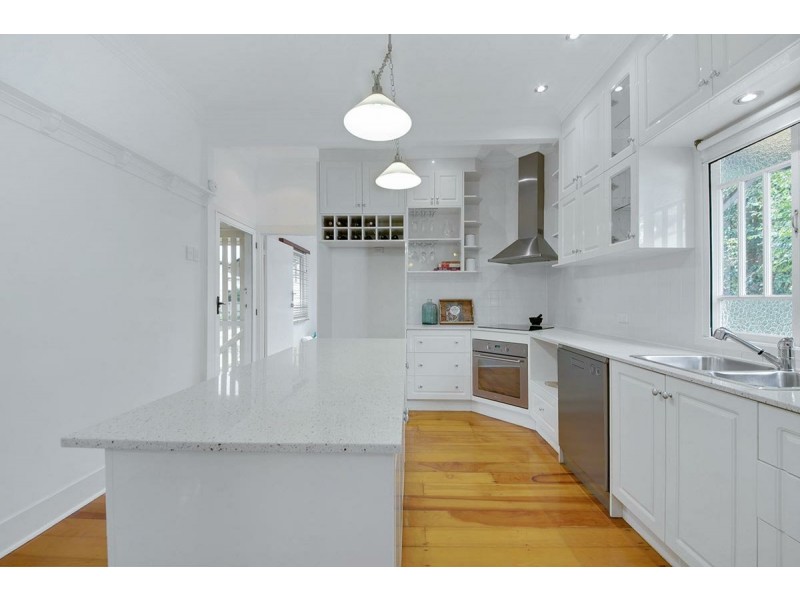 7 Dawson Street, Yeerongpilly QLD 4105