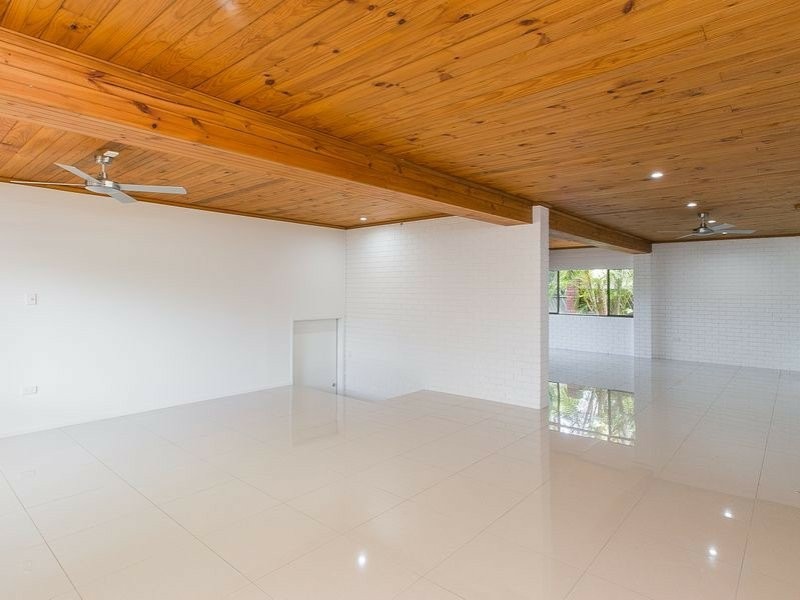 23 Grounds Street, Yeronga QLD 4104
