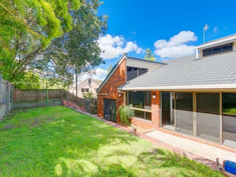 23 Grounds Street, Yeronga QLD 4104