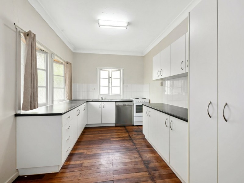 16 Ormonde Road, Yeronga QLD 4104