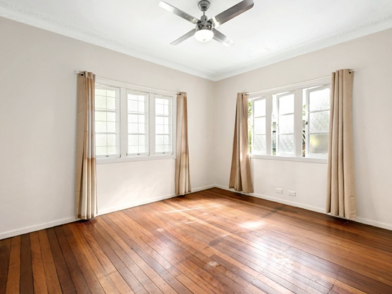 16 Ormonde Road, Yeronga QLD 4104