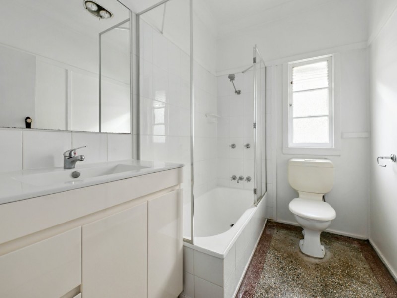 16 Ormonde Road, Yeronga QLD 4104