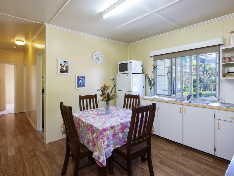 24 Dunstan Street, Moorooka QLD 4105