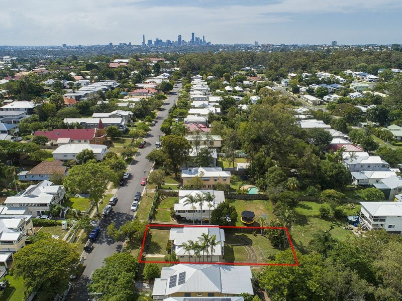 68 Nathan Terrace, Yeerongpilly QLD 4105