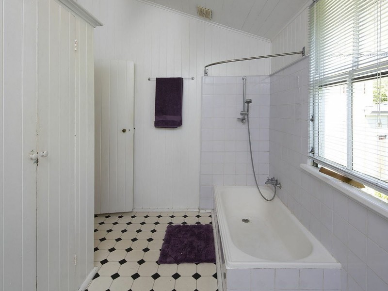 62 Cronin Street, Annerley QLD 4103