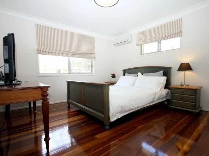 6 Utzon Street, Yeronga QLD 4104