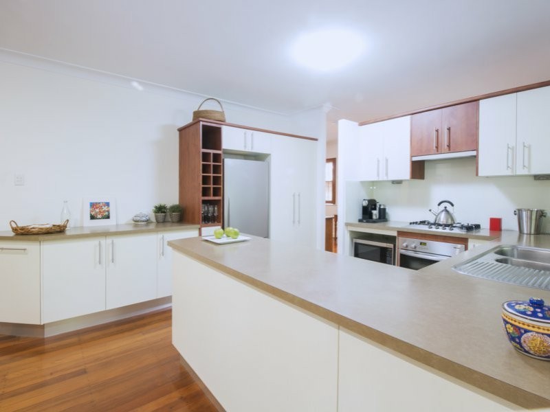 32 Ormadale Road, Yeronga QLD 4104