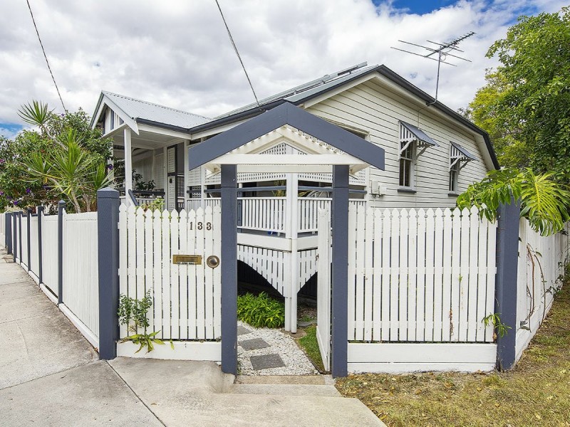 133 Dudley Street East, Annerley QLD 4103