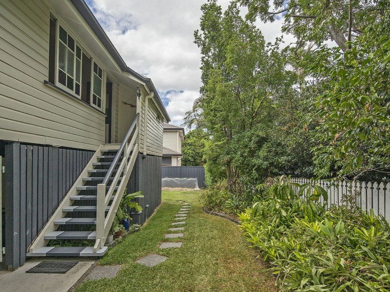 133 Dudley Street East, Annerley QLD 4103