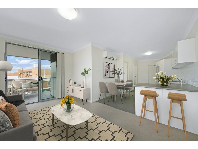4 & 8/1 Waldheim Street, Annerley QLD 4103