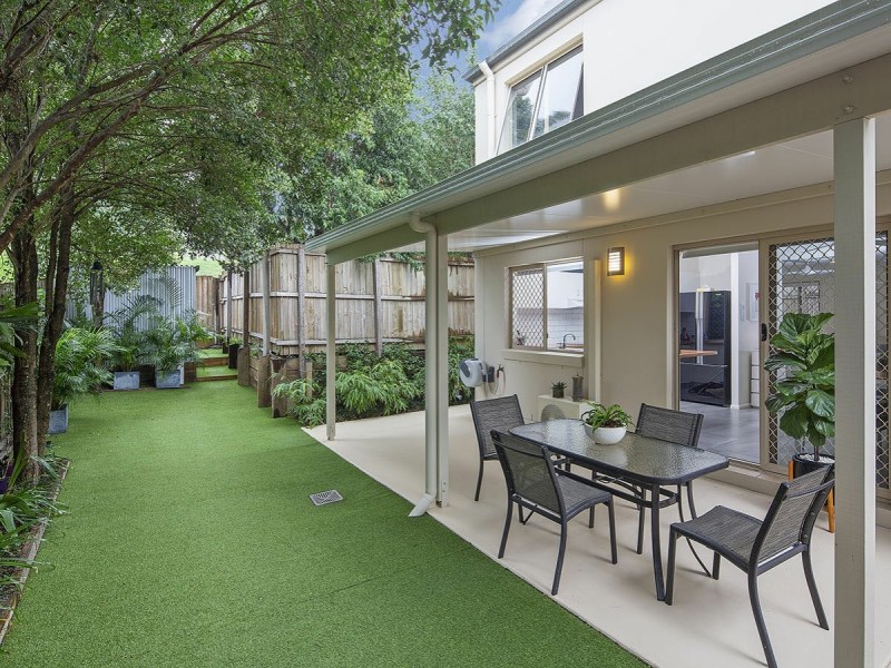 18/10 Chapman Place, Oxley QLD 4075