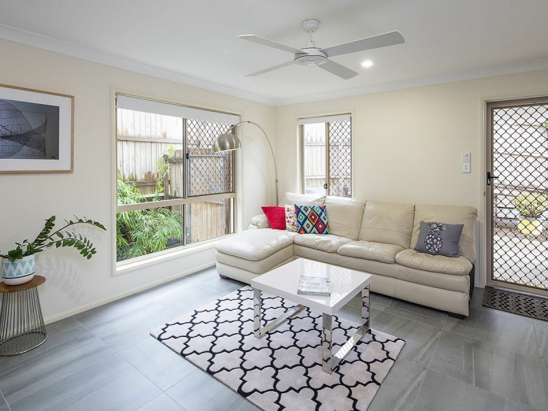 18/10 Chapman Place, Oxley QLD 4075