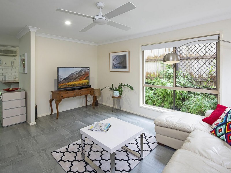 18/10 Chapman Place, Oxley QLD 4075