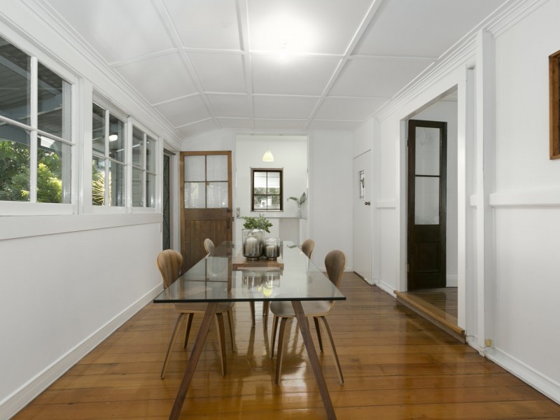 21 Avoca Street, Yeronga QLD 4104