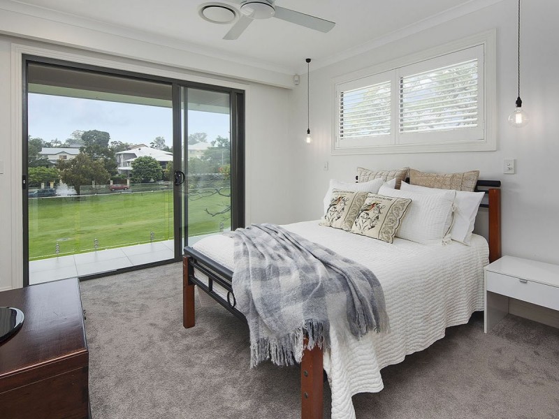 1/11 Simon Street, Yeronga QLD 4104