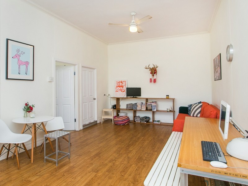 5/9 Lockhart Street, Woolloongabba QLD 4102