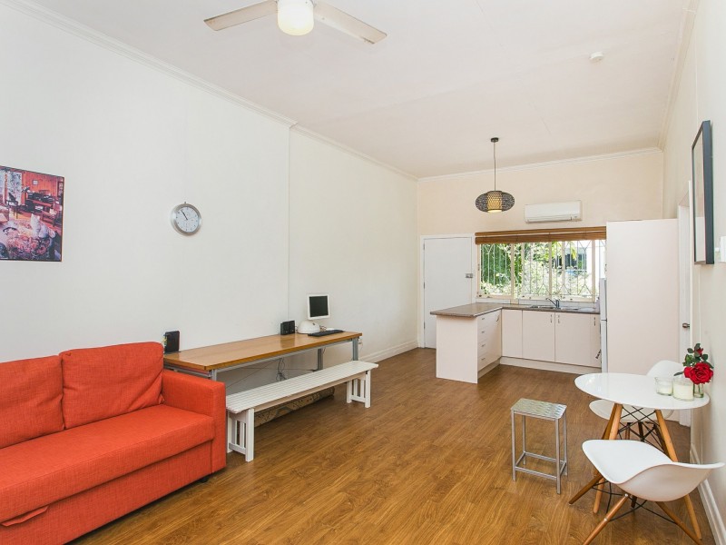 5/9 Lockhart Street, Woolloongabba QLD 4102