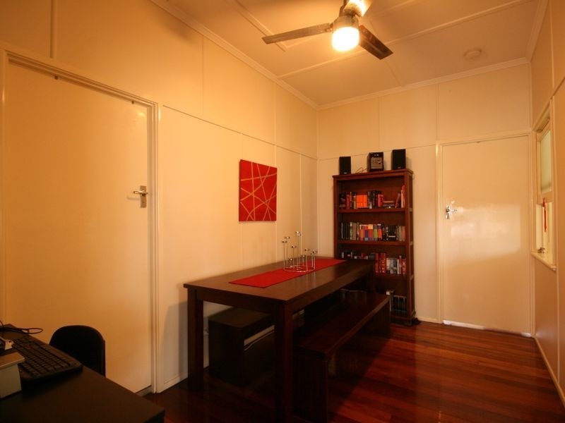 26 John Bright Street, Moorooka QLD 4105