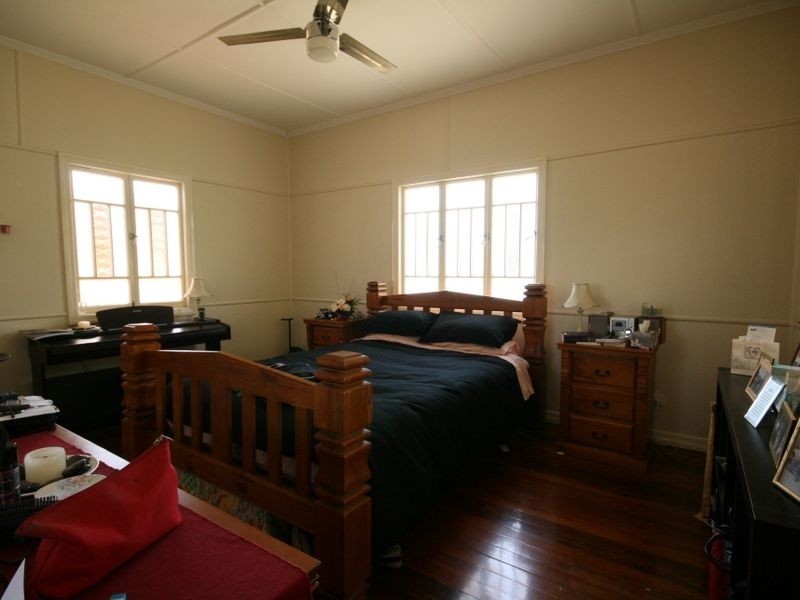 26 John Bright Street, Moorooka QLD 4105