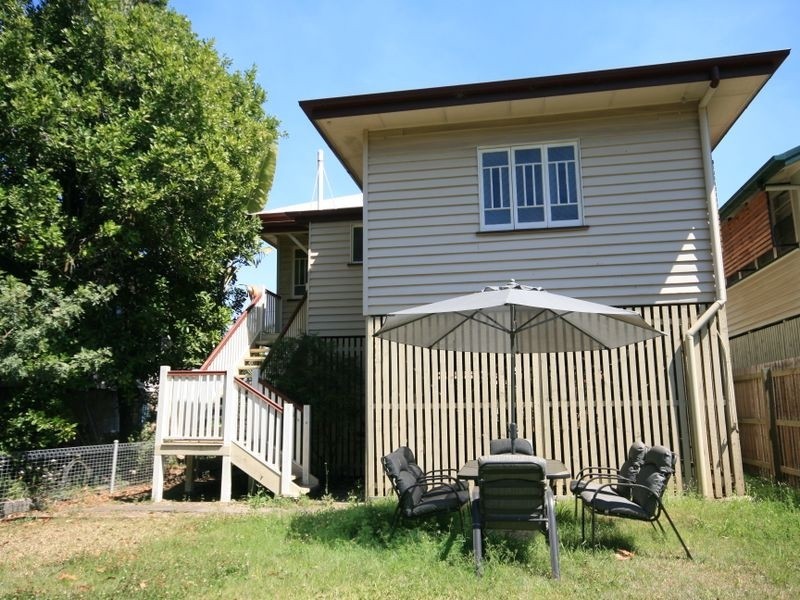 26 John Bright Street, Moorooka QLD 4105