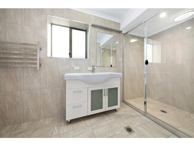 35 Grounds Street, Yeronga QLD 4104