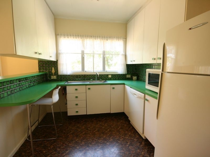 132 Fernvale Road, Tarragindi QLD 4121