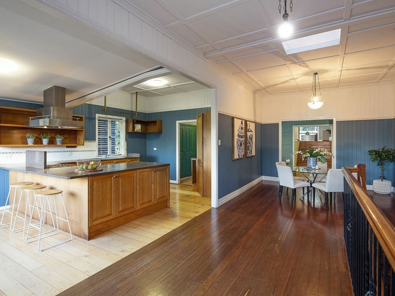 64 Waverley Street, Annerley QLD 4103