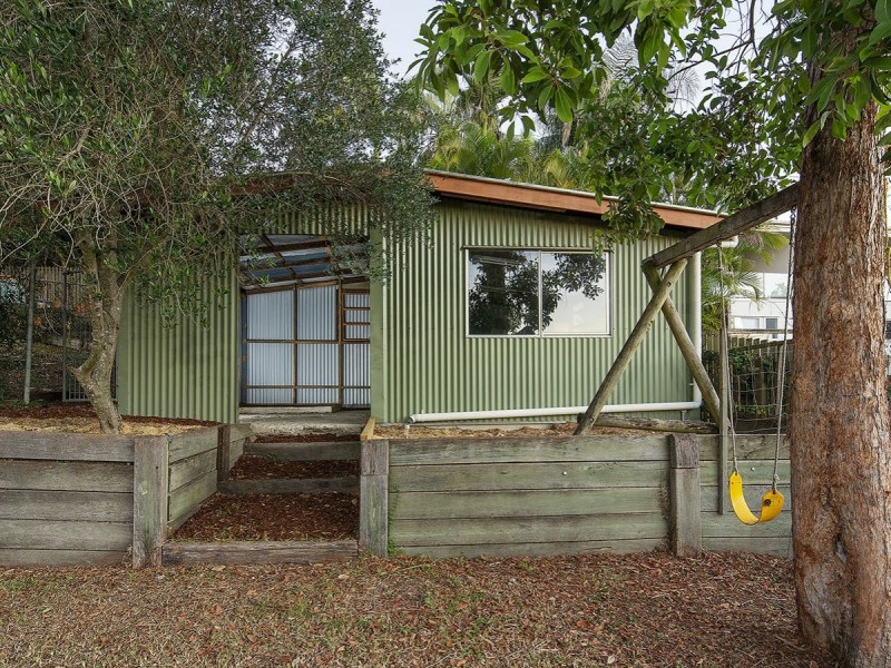 64 Waverley Street, Annerley QLD 4103