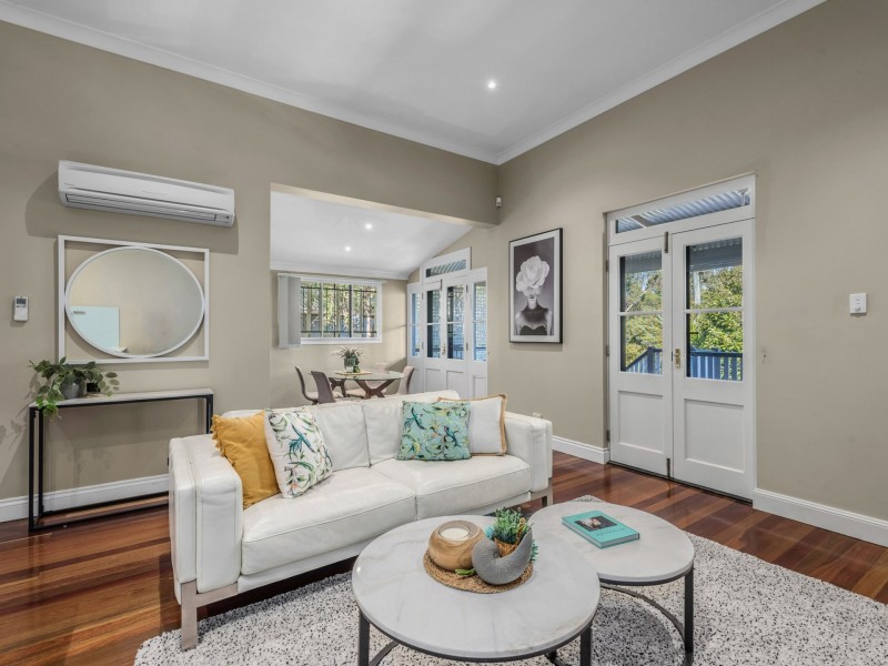 39 Norman Street, Annerley QLD 4103