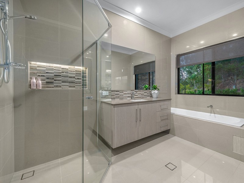 93 Hardys Road, Mudgeeraba QLD 4213