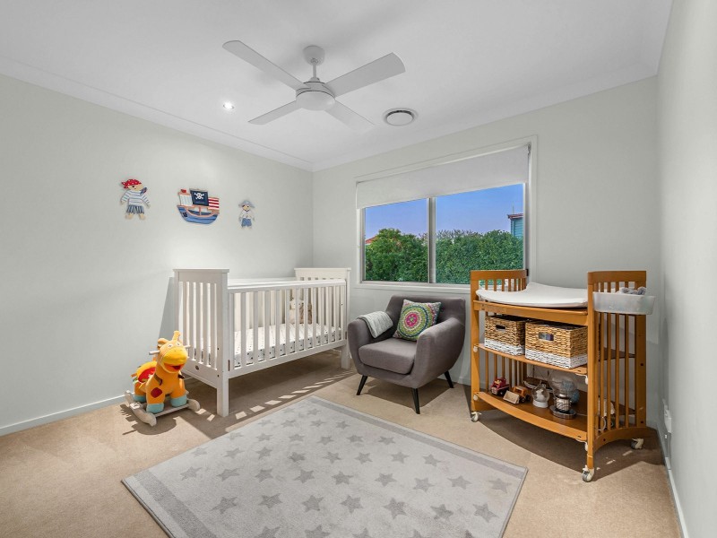 8 Orcades Road, Yeronga QLD 4104