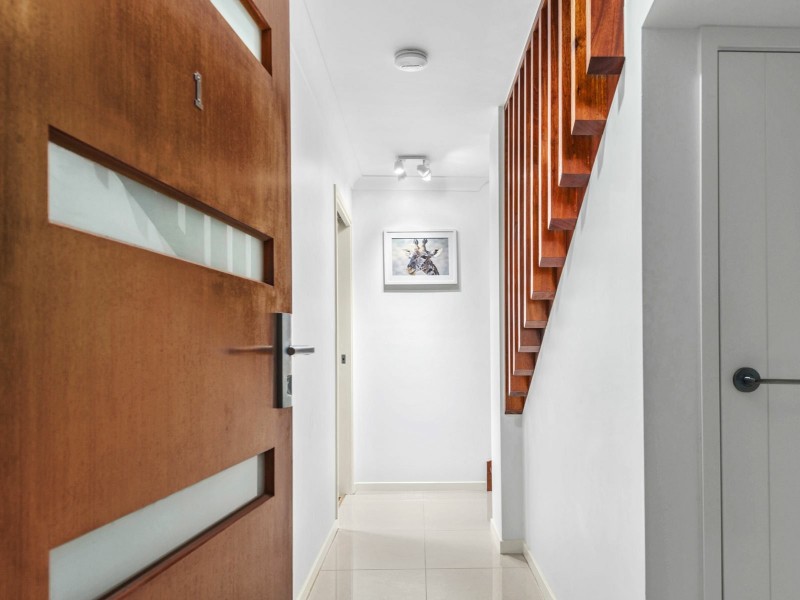 1/39 Querrin Street, Yeronga QLD 4104