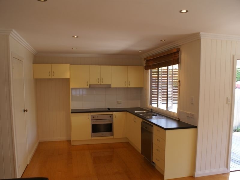 18 Helles Street, Moorooka QLD 4105