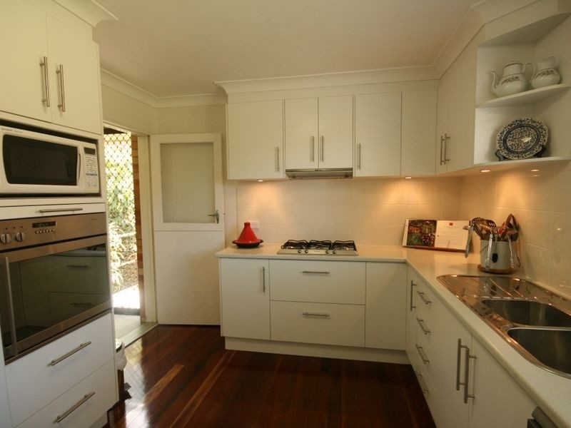 16 Joywood Street, Tarragindi QLD 4121