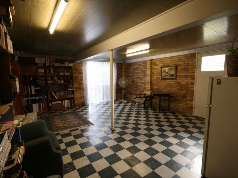 16 Joywood Street, Tarragindi QLD 4121