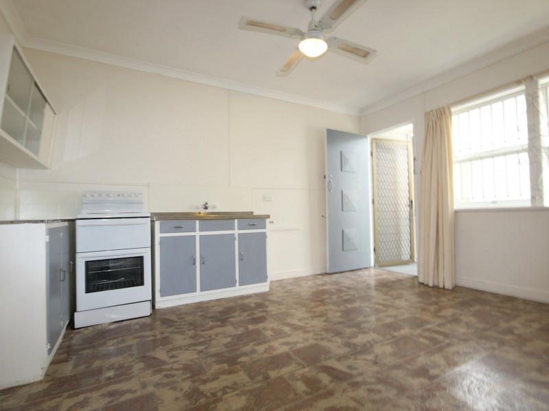 2/11 Louis Street, Annerley QLD 4103