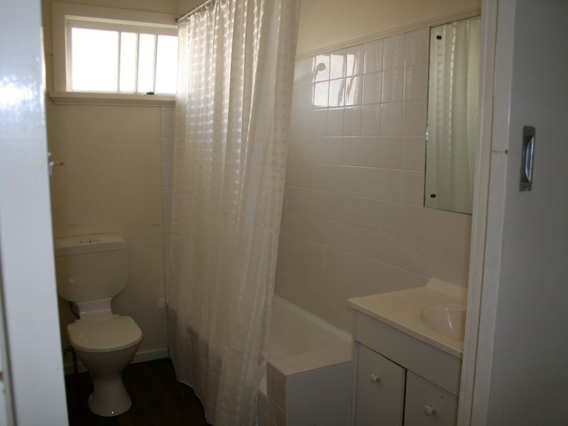 15 Weal Avenue, Tarragindi QLD 4121